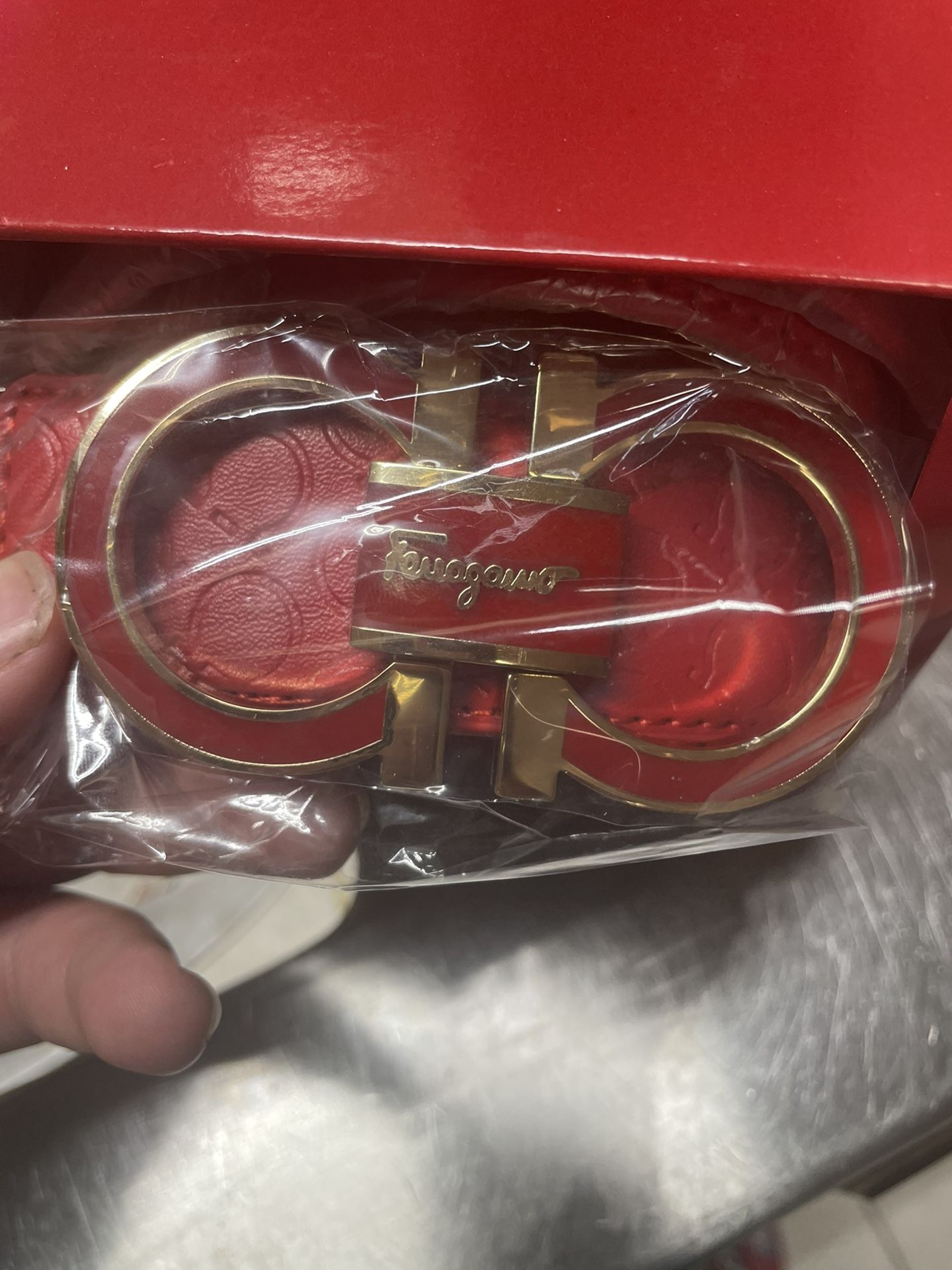 Ferragamo Dubble Red Belt Size 30