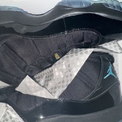 Jordan 11 DS gamma blue 