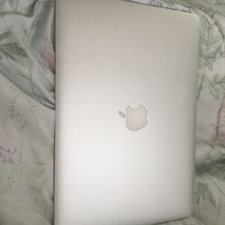 MacBook Air 13 