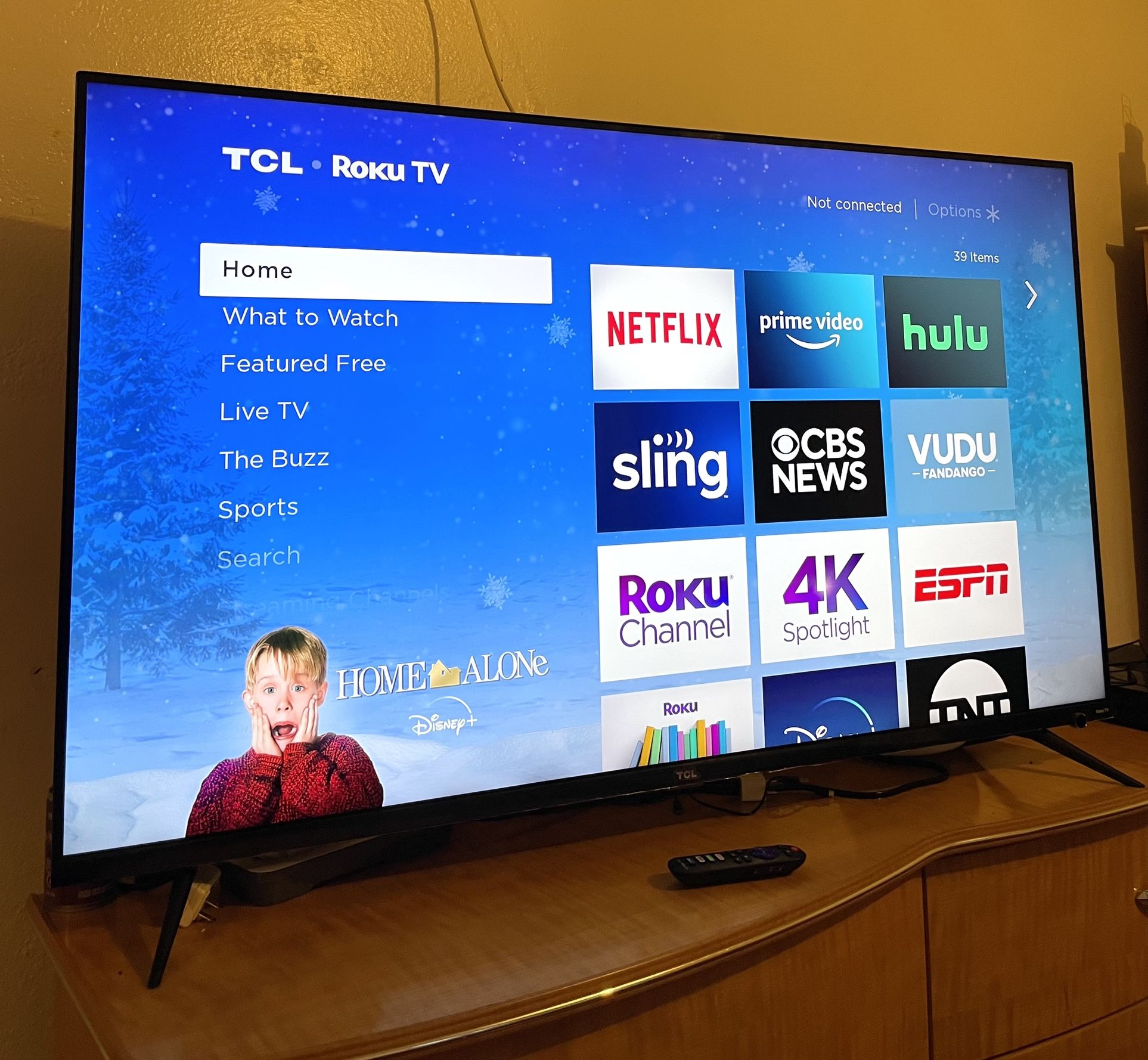 VERY NICE! TCL 55 INCH CLASS 5-SERIES 4K UHD DOLBY VISION HDR ROKU SMART TV - 55S525! ALSO HAVE 50”