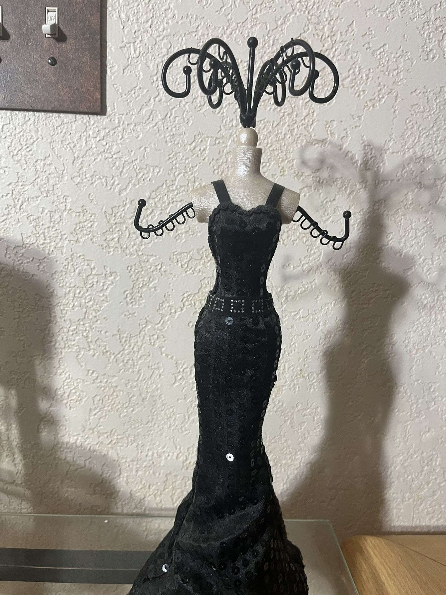 Standing Lady Jewelry Holder For Earrings And Necklaces 