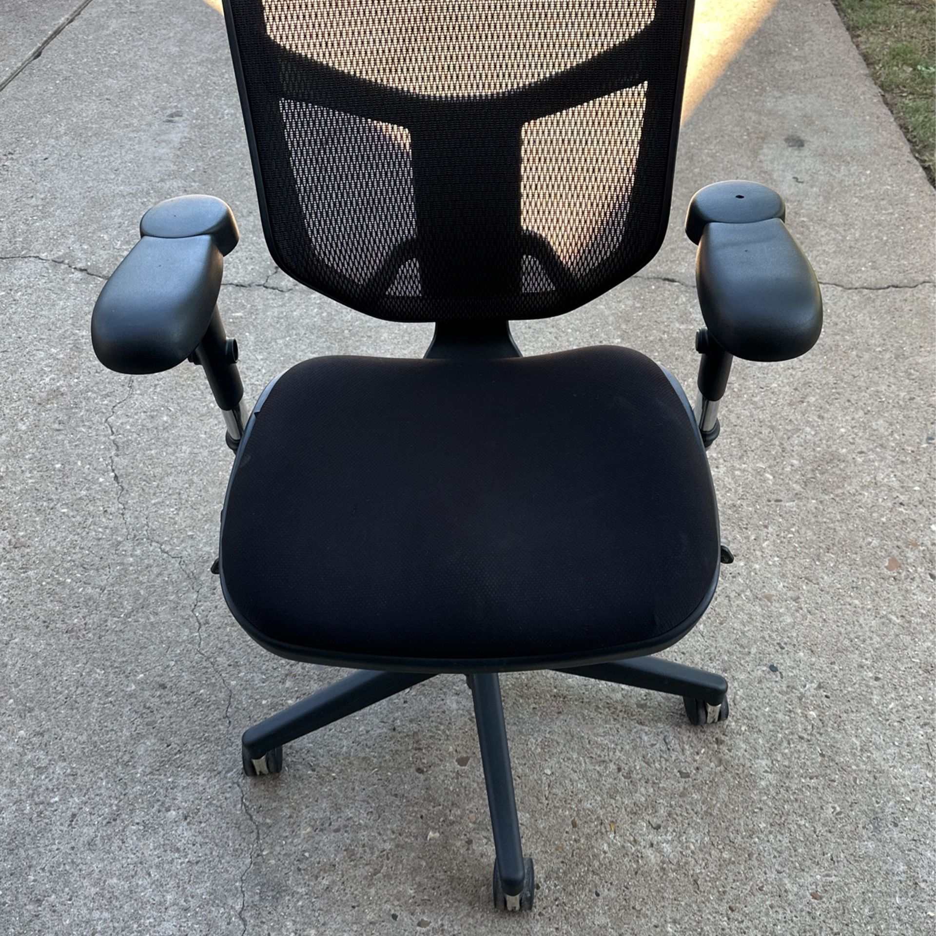 Office chair 