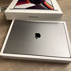 MacBook Pro M1 2021 16 Inch - 16GB ram 512 SSD MINT CONDITION