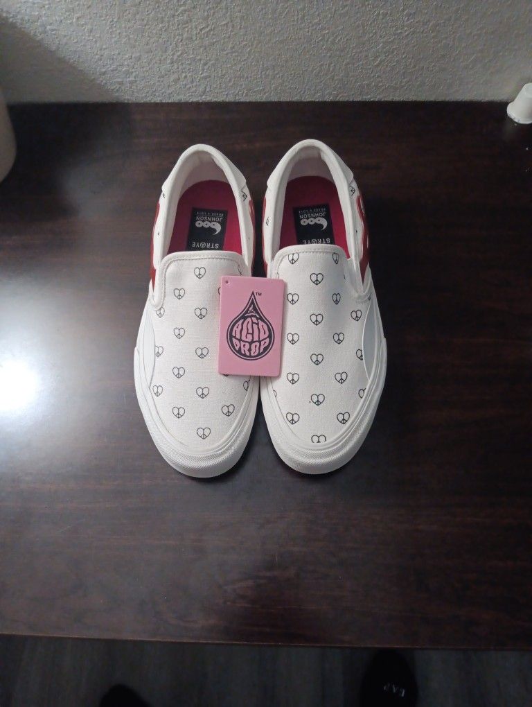 Peace And Love Dressing Sneakers