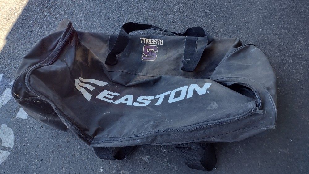 Easton Baseball Bag Duffle Equipment Gloves Bats