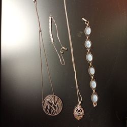 Vintage Jewelry 