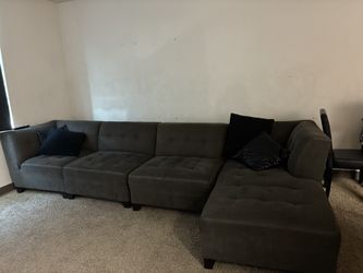 Grey Sectional Couch Read Details