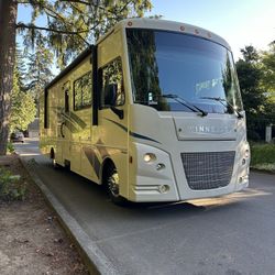Winnebago Vista