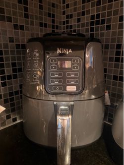 Ninja 4-Quart Digital Air Fryer AF101 Gray Air Fry Roast Reheat Dehydrate