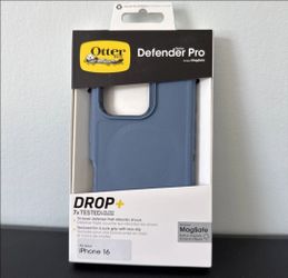 OtterBox Defender Pro Case for MagSafe for iPhone 16 - Baby Blue Jeans