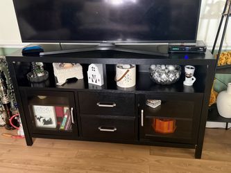 Tv table