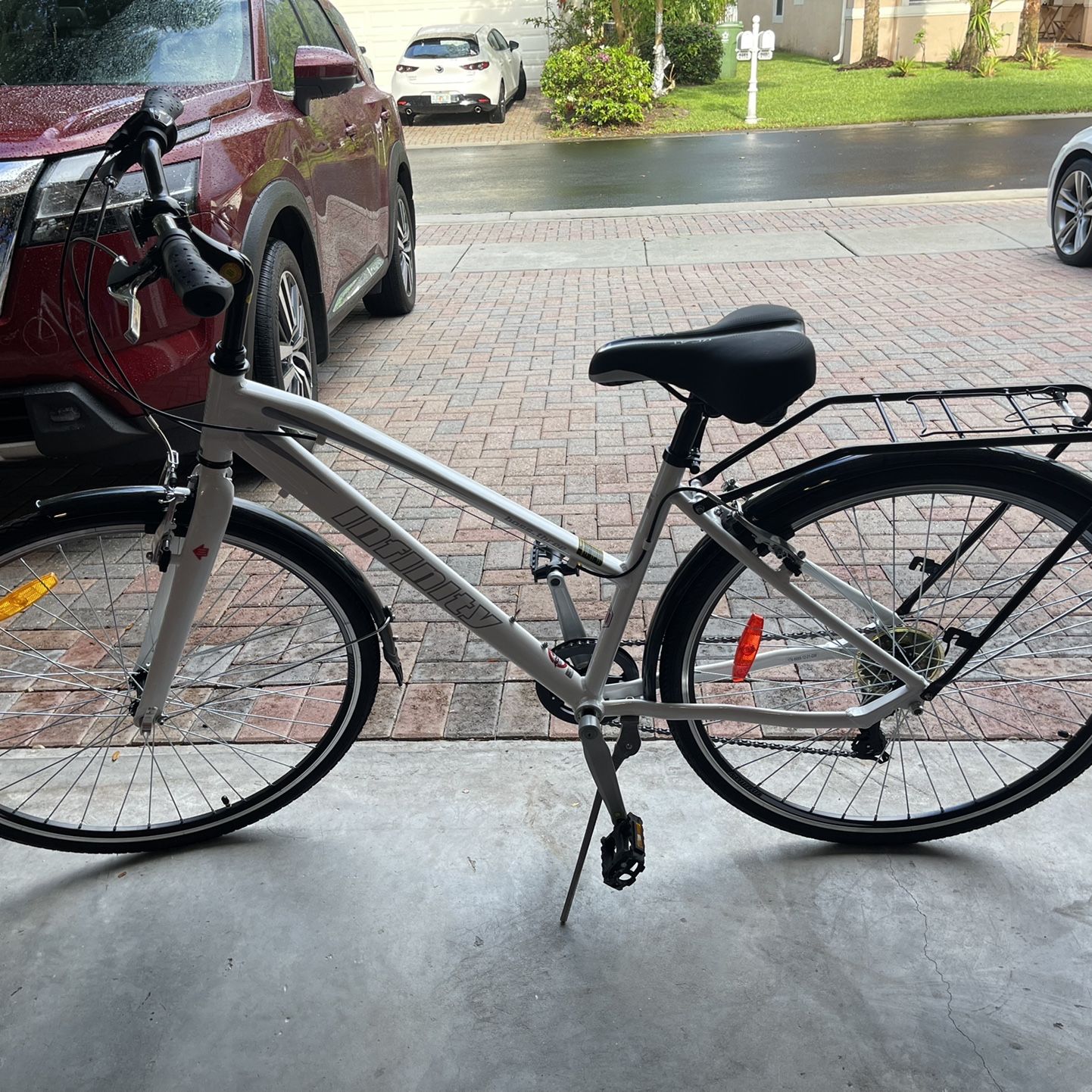 Shimano Infinity Boss Three Women's Comfort Bike Three Bike