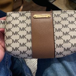 Michael Kors messenger bag