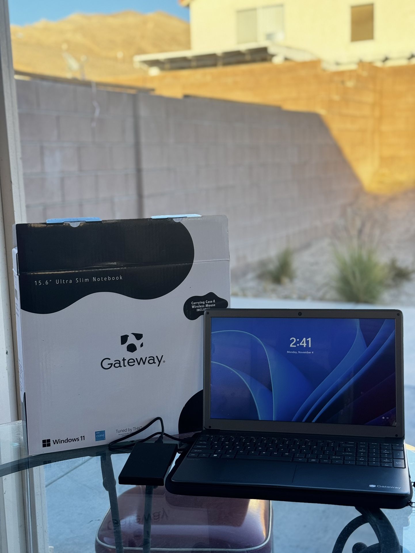 Gateway 15.6 Ultraslim Notebook THX