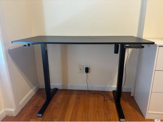 ErGear Electric Adjustable Standing Desk
