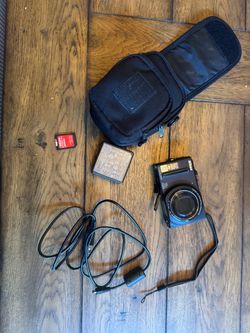 Nikon Coolpix  S9100 digital Camera Bundle