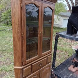 Corner Curio
