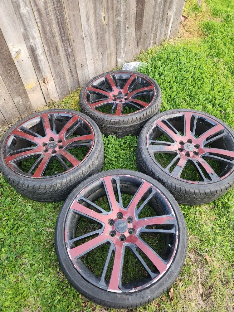 26 INCH PLATINUM CADILLAC ESCALADE WHEELS WITH TIRES