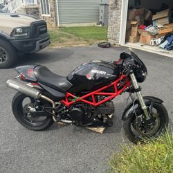 2007 Ducati Monster 695
