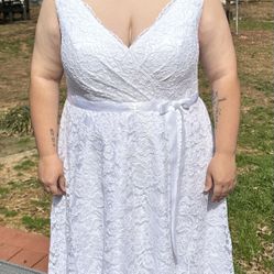 JJ’s House Wedding Dress Size 24