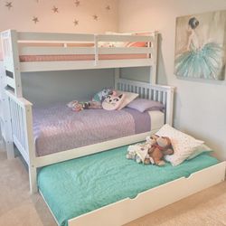 White Bunk Beds (twin , Full And Twin ) 2 Twin Mattresses Included ) 