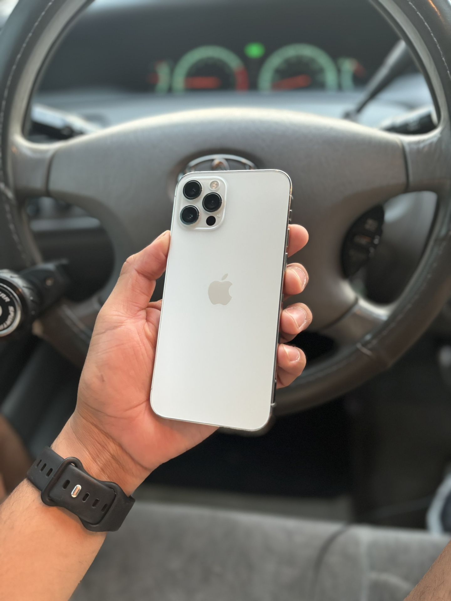 iPhone 12 Pro 128GB UNLOCKED