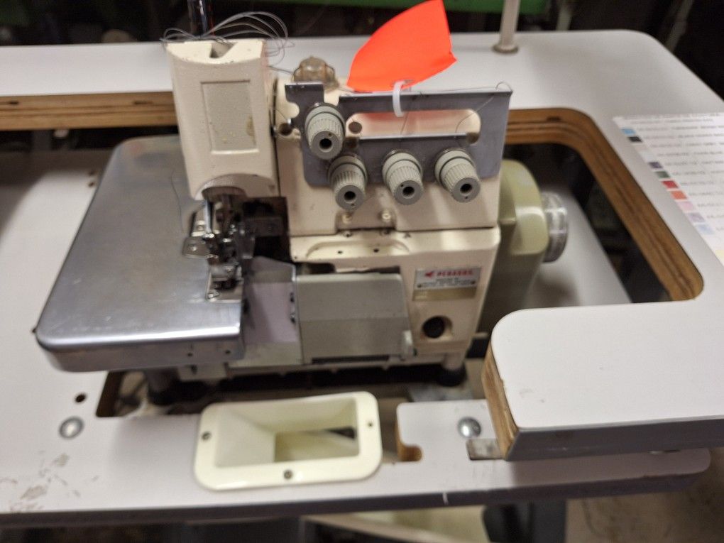 Serger Sewing Machine PEGASUS