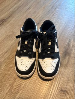 Nike Panda Dunks Low