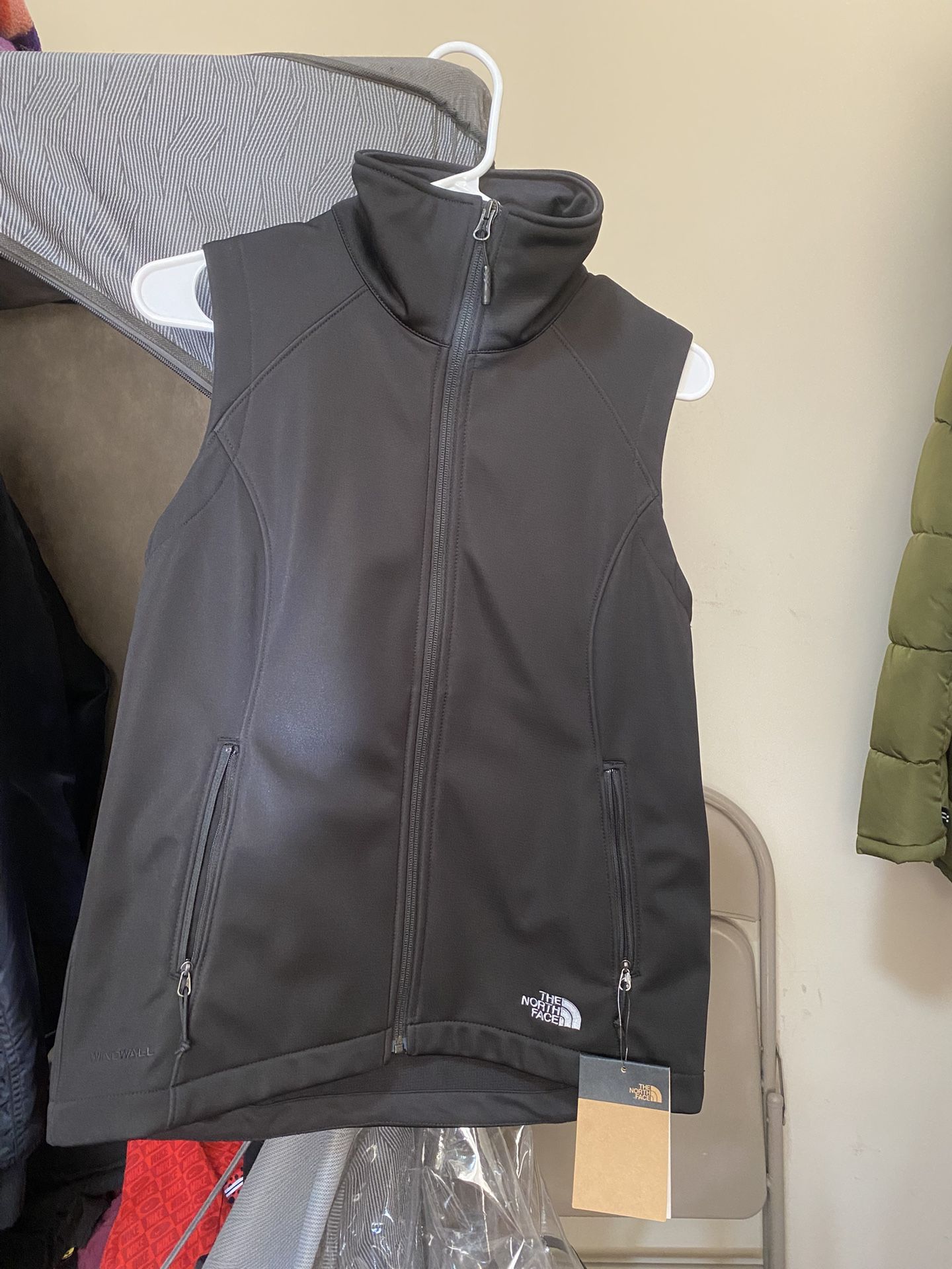 The North Face Jacket – Small Size, Premium Quality
