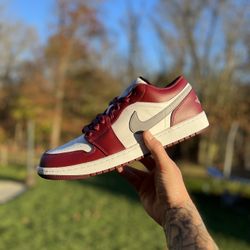 Jordan 1 Low Cherrywood Sz 12