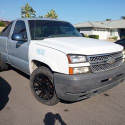2005 GMC Sierra Z71 4x4  New Parts  Trades Welcome 