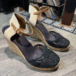 Tory Burch "Lucia"  Size 9.5 Navy Blue Espadrille Wedges Lace Toe & Ankle Strap