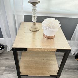 Side Table – $20 (Quick Sale)