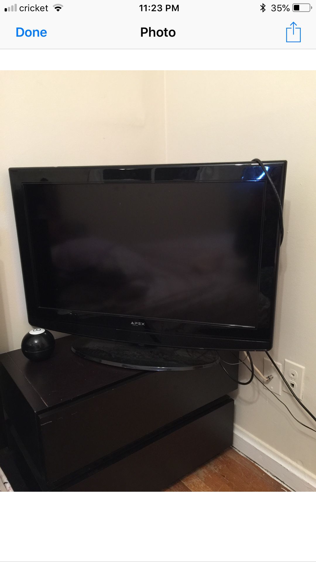 Smart TV 36 inch selling cheap because I am moving