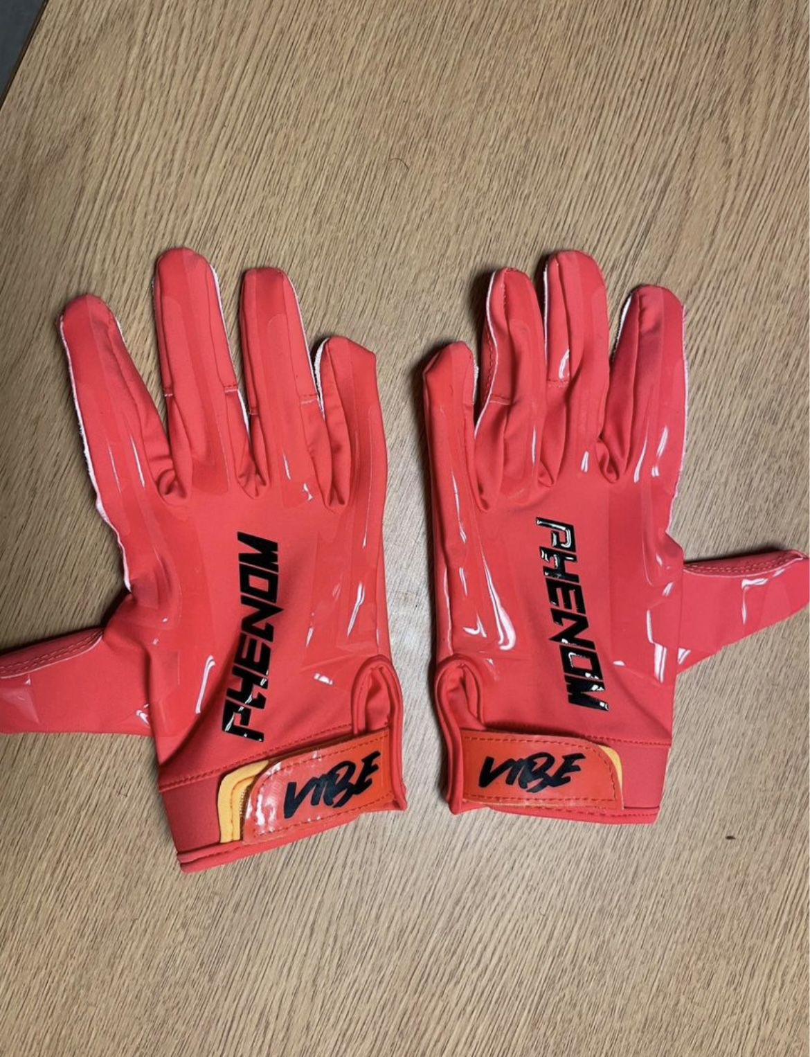 Phenom Football Gloves