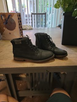 Mens Boots New