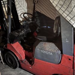 2013 Toyota Forklift 