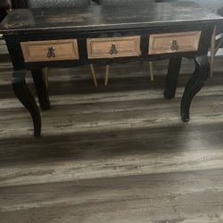 Accent Table 
