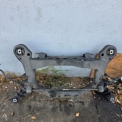 2006-2013 BMW E82 E88 E90 E92 E93 128i 135i 328i 335i RWD AWD N51 N52 N54 REAR SUBFRAME CROSSMEMBER