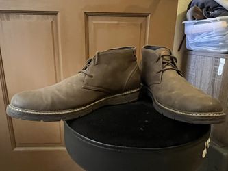 Dockers Mens Esmond Flat Heel Chukka Boots