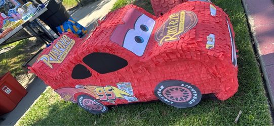 Piñatas need gone