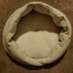 Washable Cream Color Fleece Cat Cave Cat Teepee With Extra Thick Bed!  