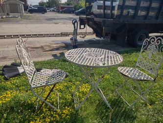 Outdoor Table and Chairs
