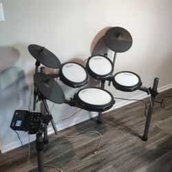 Simmons Titan 50 Drums
