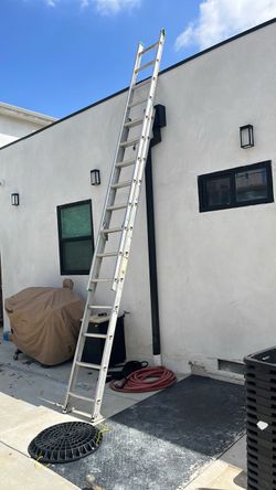 2 story ladder