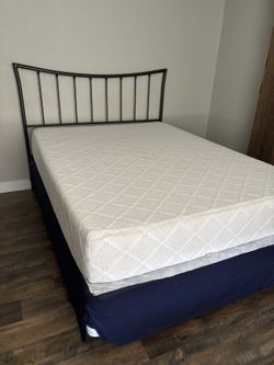 Queen Bed With Memory Foam Mattress And Boxspring