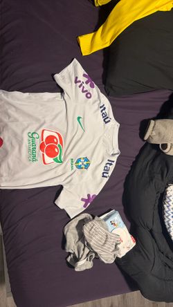 Brasil Training Shirt Size Medium (rare)
