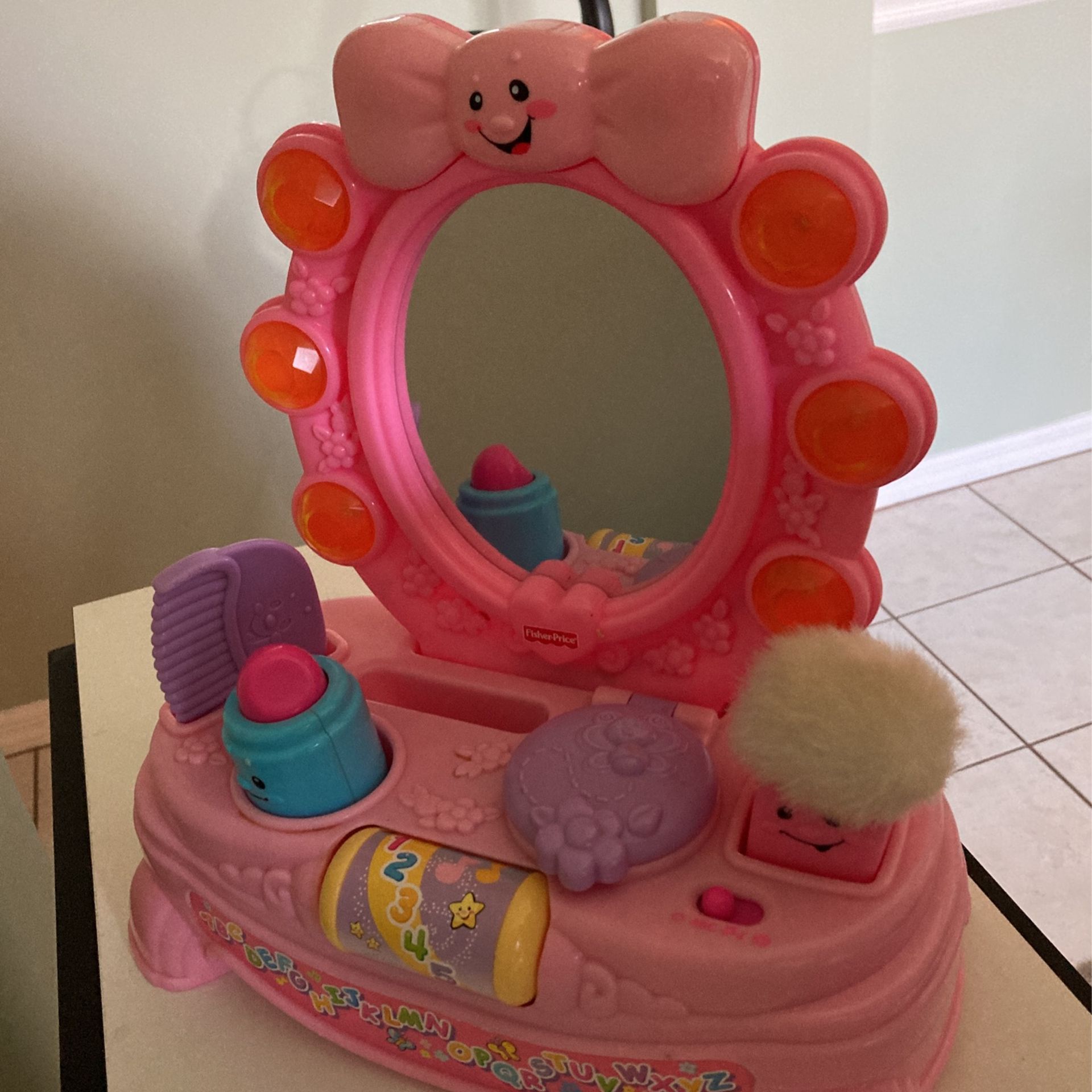 Fisher-Price Musical Mirror Vanity