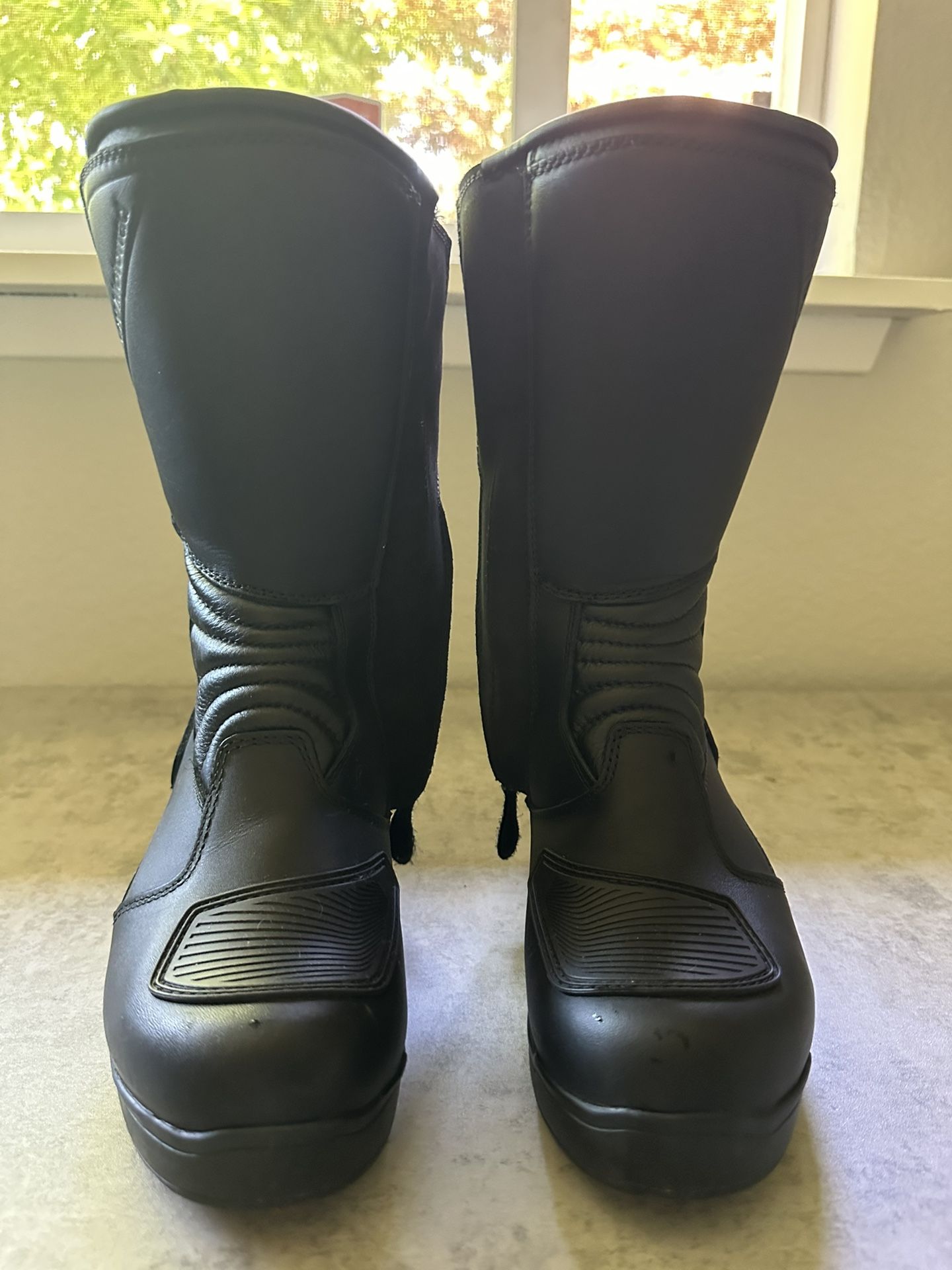 Motorcycle boots