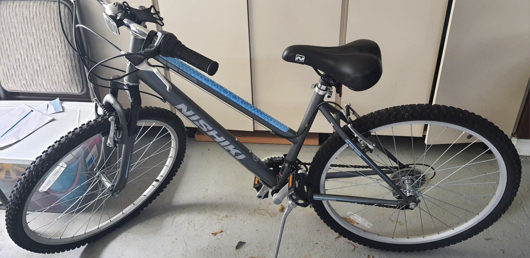 Women's Pueblo 26" Mountain Bike Very Good Condition